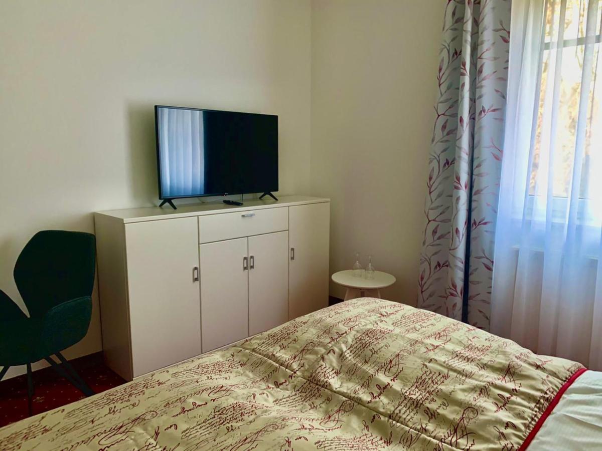Hotel Seegarten Gmbh Barmstedt Ngoại thất bức ảnh