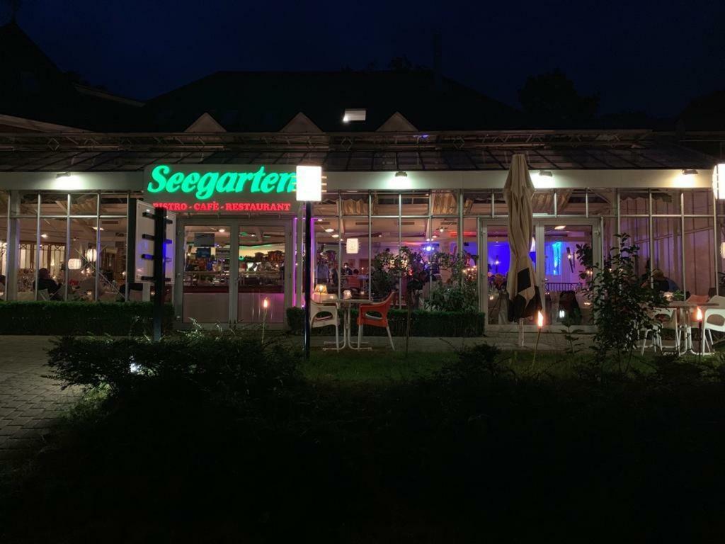 Hotel Seegarten Gmbh Barmstedt Ngoại thất bức ảnh